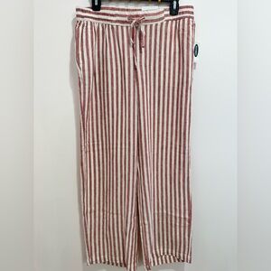 NWT Old Navy Red and White Striped Straight Leg Pants, Size Medium